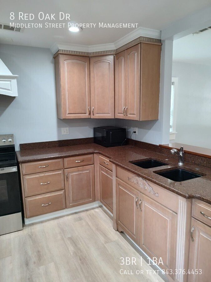 8 Red Oak Dr property image