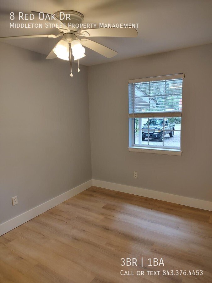 8 Red Oak Dr property image