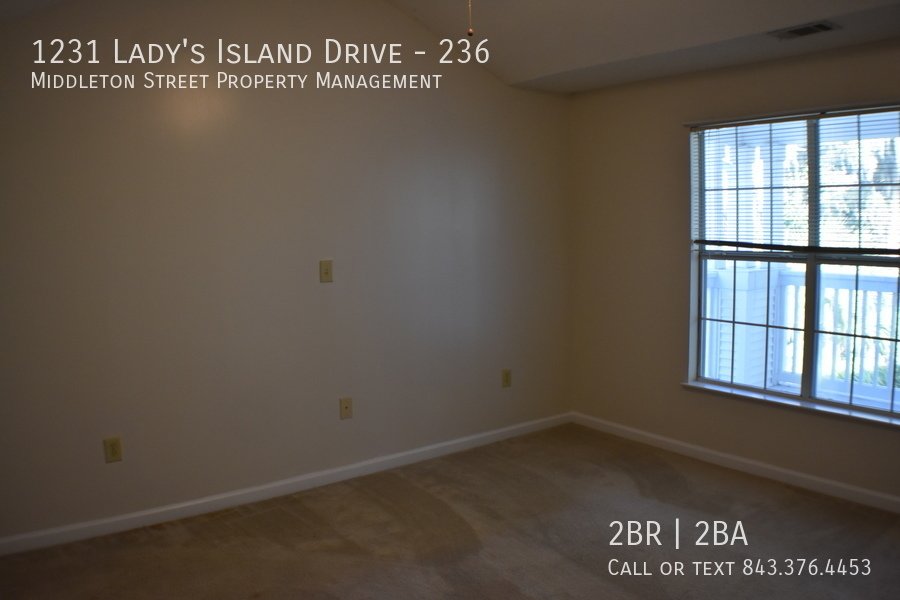 1231 Lady's Island Drive property image