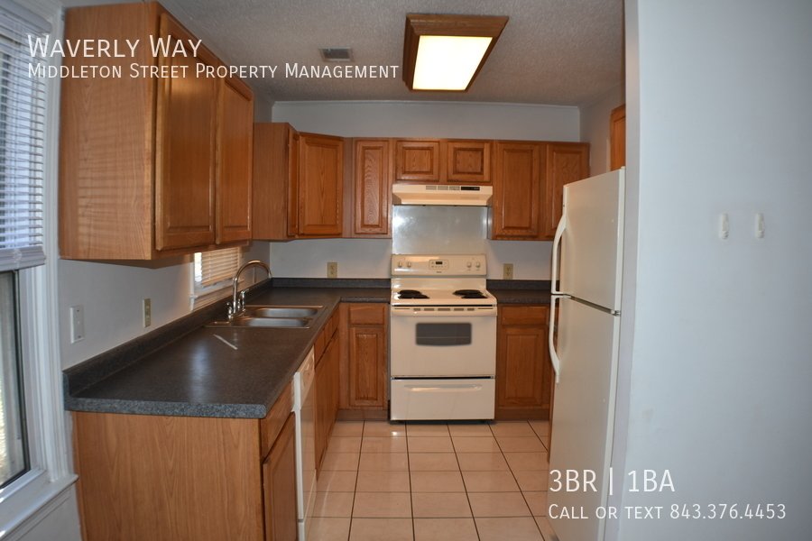 Waverly Way property image