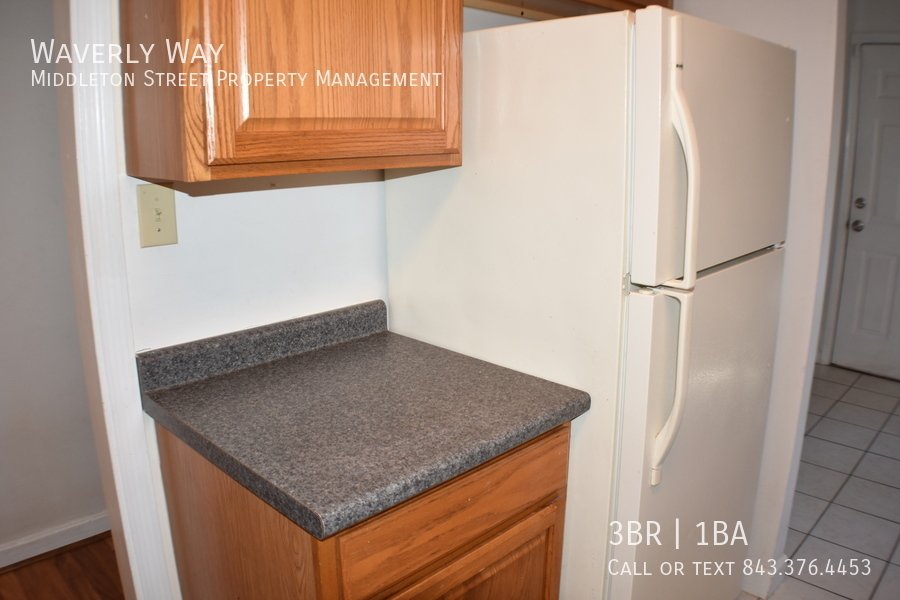 Waverly Way property image