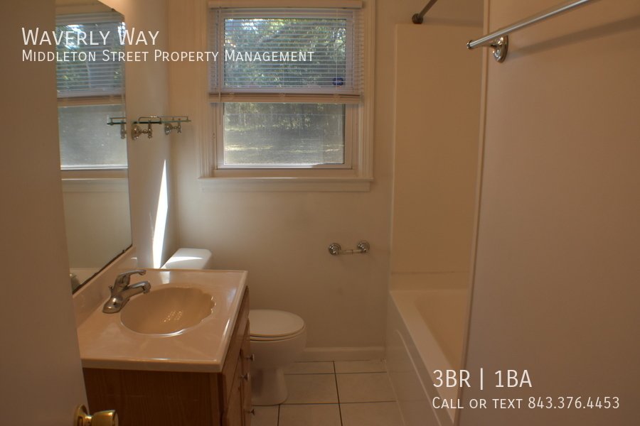 Waverly Way property image