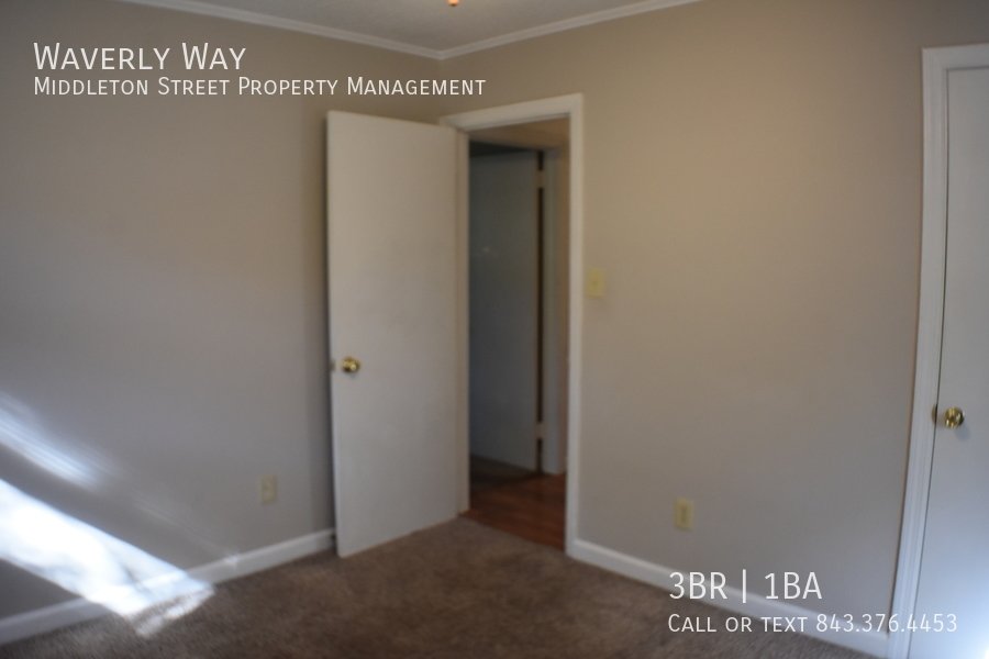 Waverly Way property image
