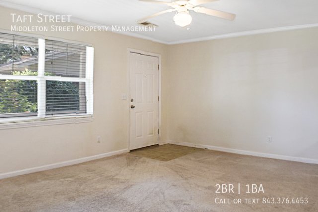 Oakview Commons property image