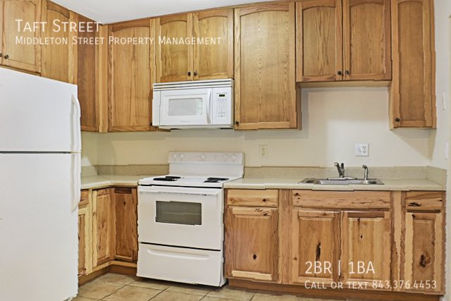 Oakview Commons property image