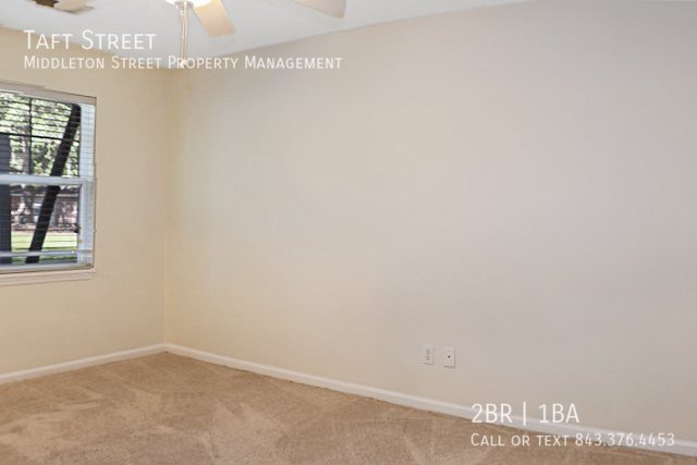 Oakview Commons property image