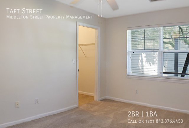 Oakview Commons property image