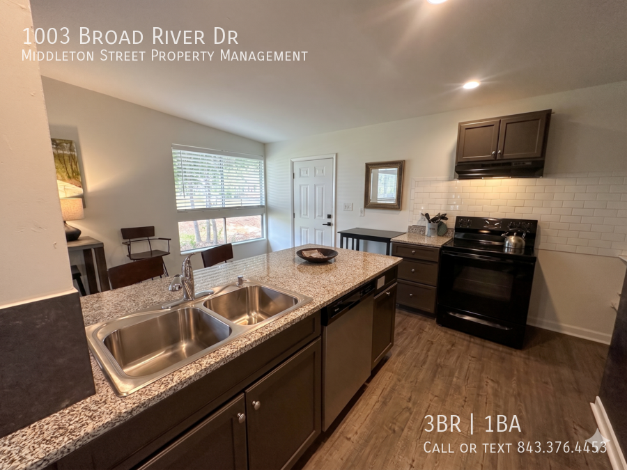 1003 Broad River Dr property image