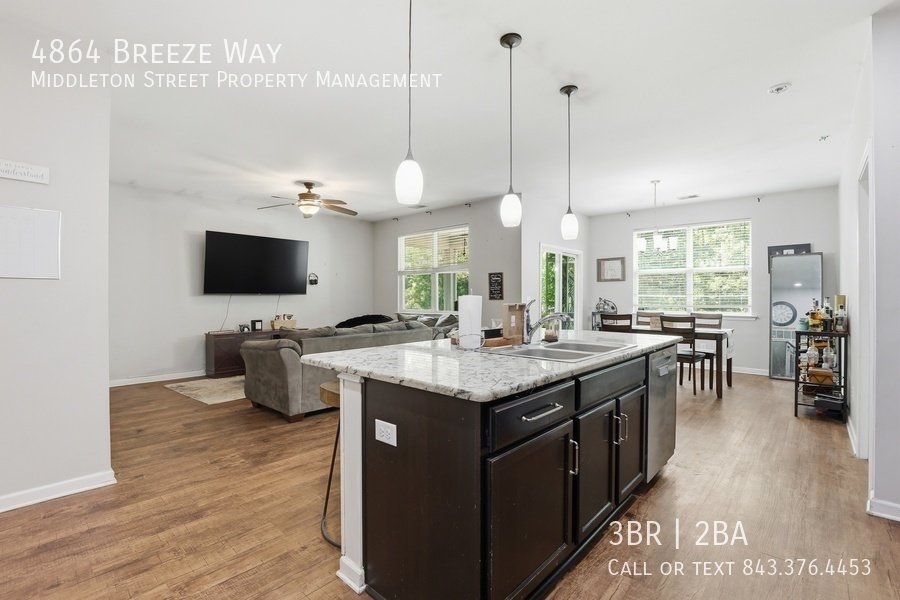 4864 Breeze Way property image