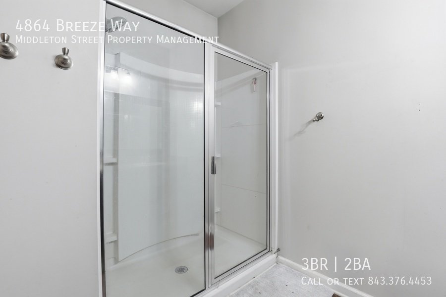 4864 Breeze Way property image