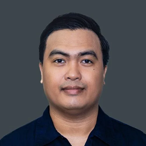 Picture of Denn Dapetillo